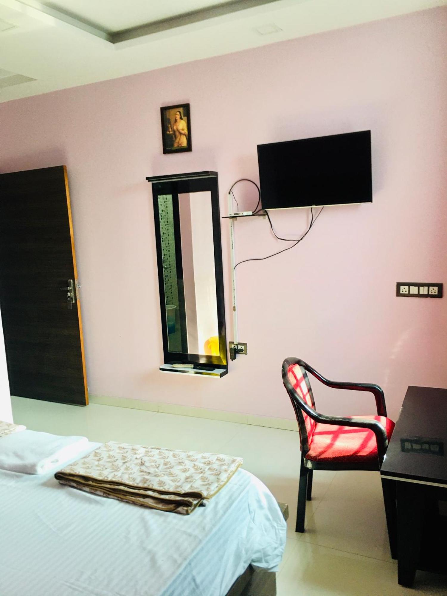 Chanda Palace Guest House Hazaribag Екстер'єр фото